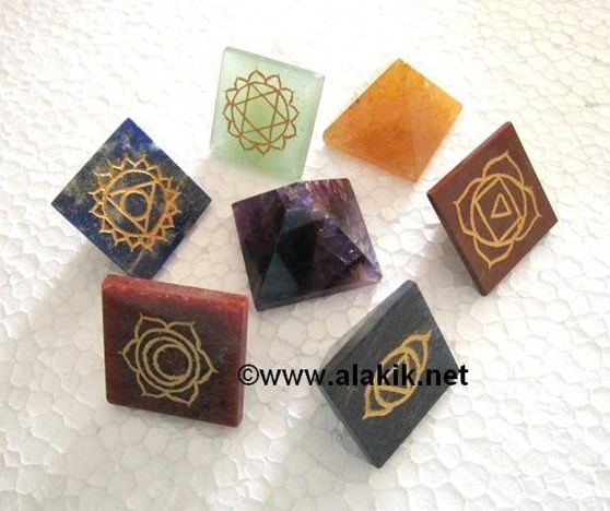 Picture of Engrave Chakra Pyramid Set
