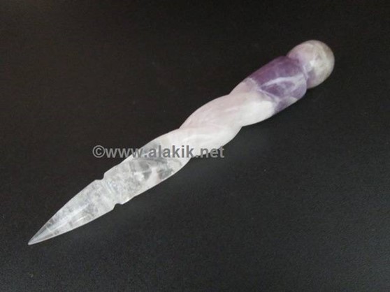 Picture of Twisted RAC healing wand with sharp point