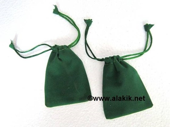 Picture of Green velvet pouches