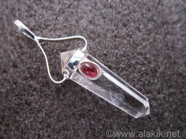 Picture of Crystal Quartz with Garnet Dpoint Pendant