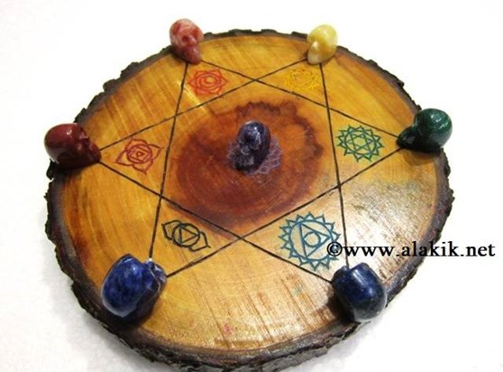 Picture of Engrave Chakra Wooden Disc with Chakra Skull Set