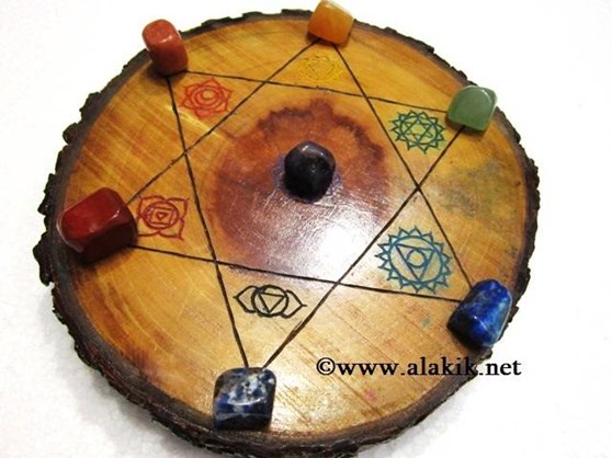 Picture of Engrave Chakra Wooden Disc with Chakra Tumble set