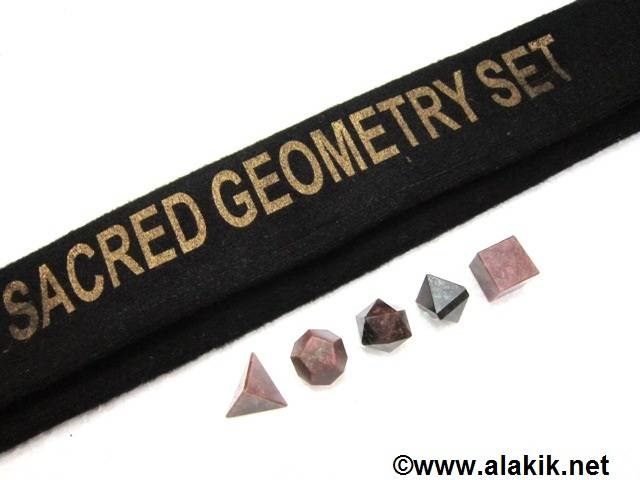 Picture of Rhodonite 5pcs Geometry set with Velvet purse