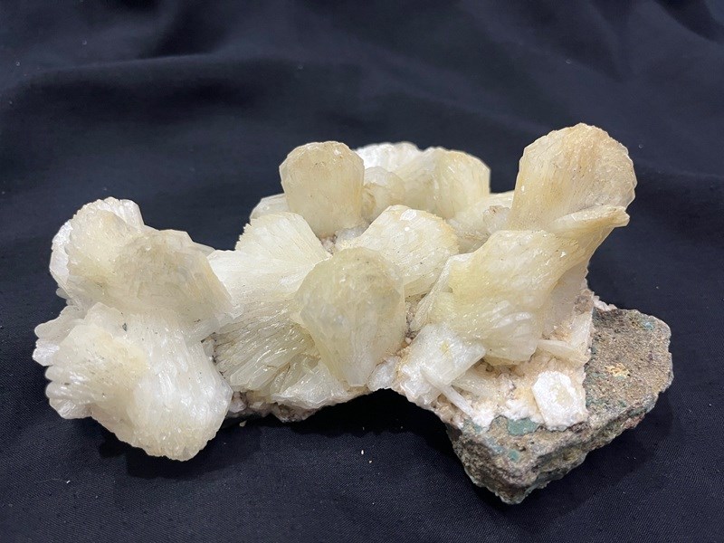 Picture of Massive Flowerious Stilbite